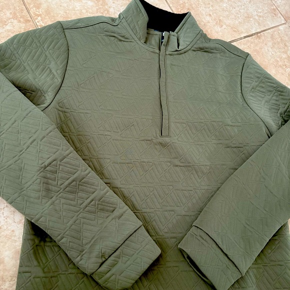 Adidas Olive Green half zip grid quilted logo graphic - Picture 3 of 10